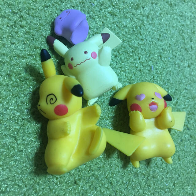 ポケモン Putitto ピカチュウ コップのフチ子さん メタモンの通販 By Aic ポケモンならラクマ