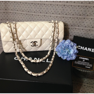 シャネル(CHANEL)のLEI様専用シャネル　パンチング　チェーンショルダー　マトラッセ♪♪(ショルダーバッグ)