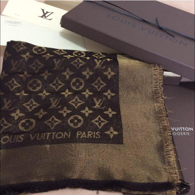 LOUIS VUITTON - ルイ・ヴィトン ストール ショール モノグラム