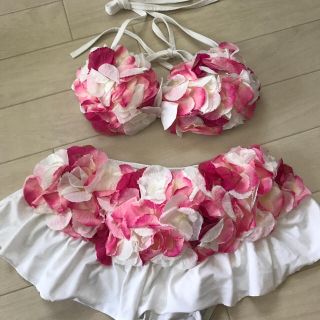 チュアンピサマイ(Chuan Pisamai)の❤︎まいめろ❤︎さん専用【チュアンピサマイ】フラワービキニスカート(水着)