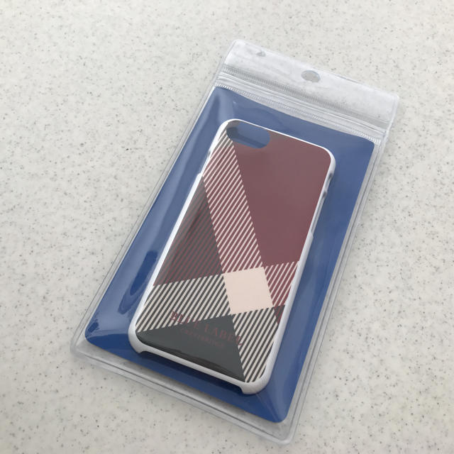 BURBERRY(バーバリー)の《新品未使用》ブルーレーベルクレストブリッジ/iPhoneケース スマホ/家電/カメラのスマホアクセサリー(iPhoneケース)の商品写真