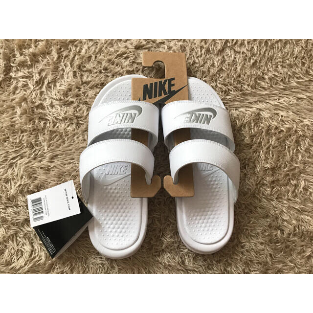 NIKE(ナイキ)のNIKE BENASSI DUO レディースの靴/シューズ(サンダル)の商品写真