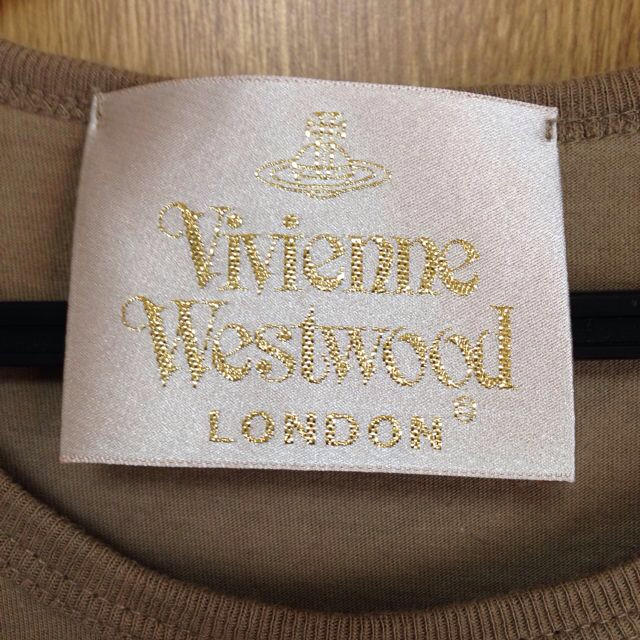 Vivienne Westwood(ヴィヴィアンウエストウッド)のヴィヴィアン Tシャツ レディースのトップス(Tシャツ(半袖/袖なし))の商品写真