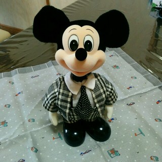 ディズニー(Disney)の♥ミッキーマウスオルゴール人形♥首稼働式♥(オルゴール)
