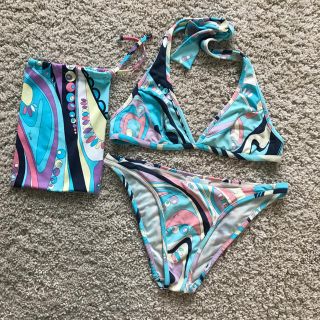 EMILIO PUCCI(水着)のフリマアイテム一覧 EMILIO PUCCI(水着)のフリマアイテム一覧