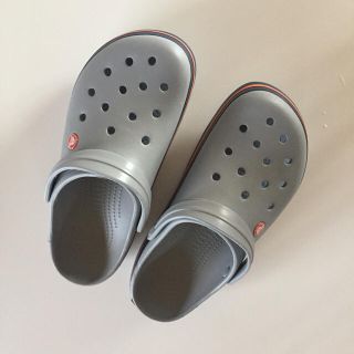 クロックス(crocs)の森ノコ様専用！crocs サンダル 新品 メンズ27cm(サンダル)