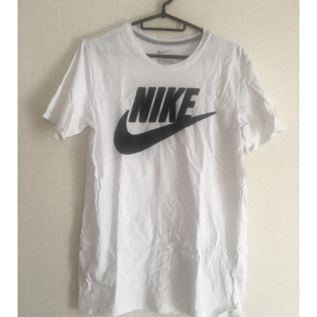 NIKE(ナイキ)のNIKE Tシャツ レディースのトップス(Tシャツ(半袖/袖なし))の商品写真