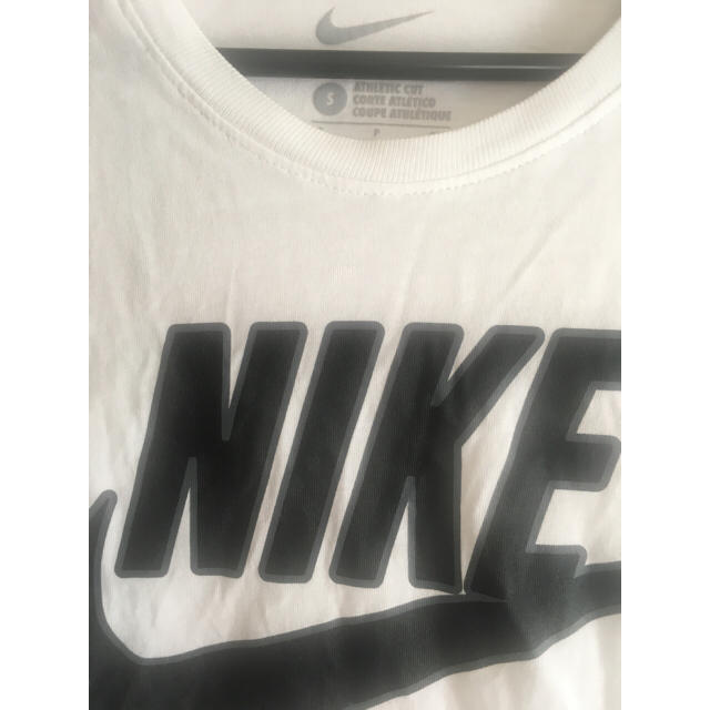 NIKE(ナイキ)のNIKE Tシャツ レディースのトップス(Tシャツ(半袖/袖なし))の商品写真