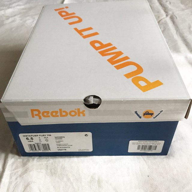 Reebok(リーボック)の【レア】Reebok instapump fury リーボック ポンプフューリー レディースの靴/シューズ(スニーカー)の商品写真