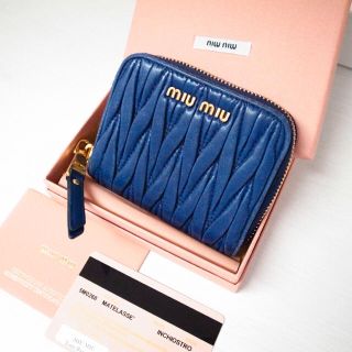 ミュウミュウ(miumiu)のぷりん様専用♡ミュウミュウ コインケース マテラッセ 青 小銭入れ 財布 小物(コインケース)