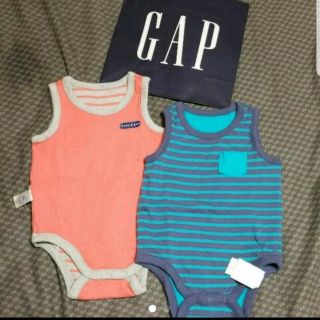 ベビーギャップ(babyGAP)の80 リバーシブルロンパース　2枚セット(ロンパース)