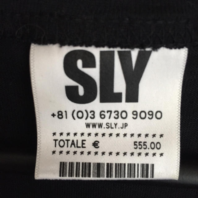 SLY(スライ)のSLY ノースリーブTシャツ 黒 レディースのトップス(Tシャツ(半袖/袖なし))の商品写真