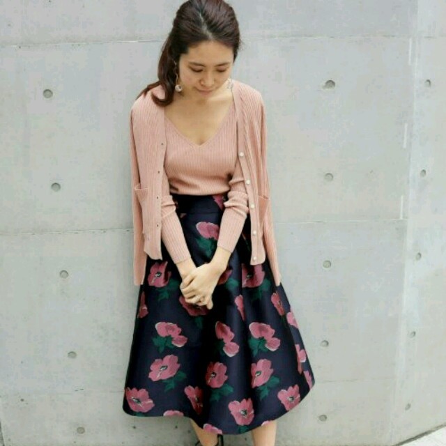 IENA(イエナ)のYu様専用❄フラワージャガードスカート34 イエナ レディースのスカート(ひざ丈スカート)の商品写真