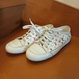 ルイヴィトン(LOUIS VUITTON)のヴィトン☆マルチカラー☆白☆34(スニーカー)