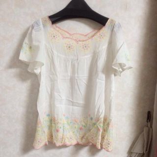 チャイルドウーマン(CHILD WOMAN)のha*様お取り置き☆ 花柄刺繍チュニック(カットソー(半袖/袖なし))