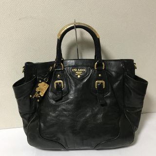 プラダ(PRADA)の定番 プラダ オールレザー トートバッグ ブラック(トートバッグ)