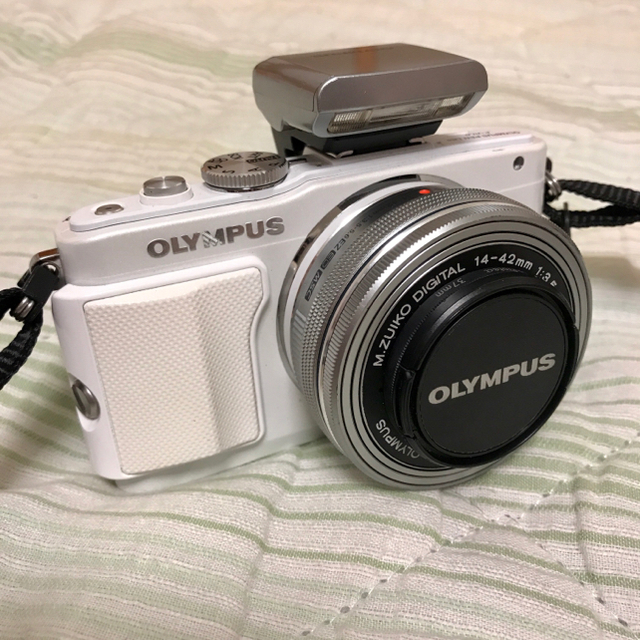 OLYMPUS - OLYMPUS PEN Lite E-PL6 ダブルズームキットの通販 by shop｜オリンパスならラクマ