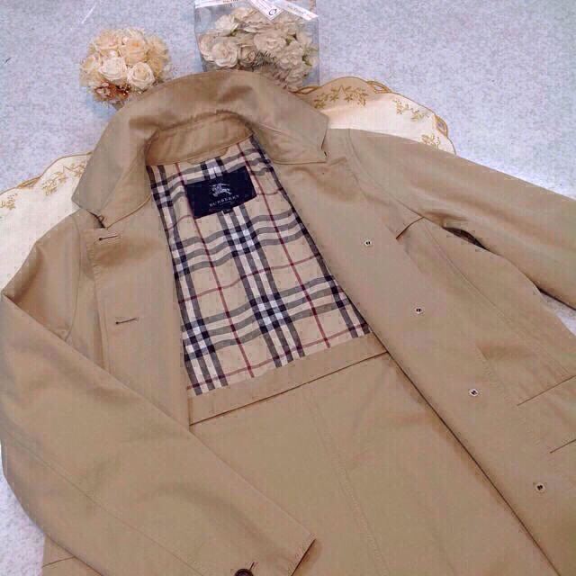 BURBERRY(バーバリー)のBurberry他♡フィーさま専用です レディースのジャケット/アウター(スプリングコート)の商品写真