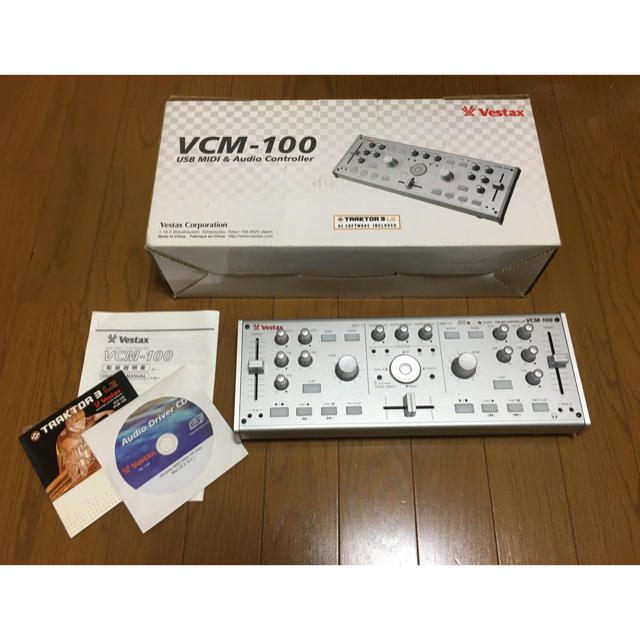 VESTAX VCM-100 楽器のDJ機器(DJミキサー)の商品写真