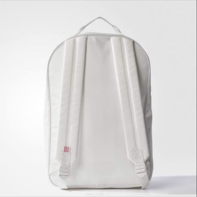 adidas(アディダス)の【新品未使用】adidasリュックバックパック レディースのバッグ(リュック/バックパック)の商品写真