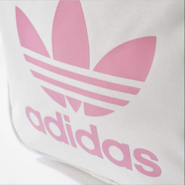 adidas(アディダス)の【新品未使用】adidasリュックバックパック レディースのバッグ(リュック/バックパック)の商品写真