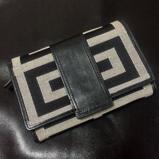 ジバンシィ(GIVENCHY)のお盆価格！！美品 GIVENCHY(財布)