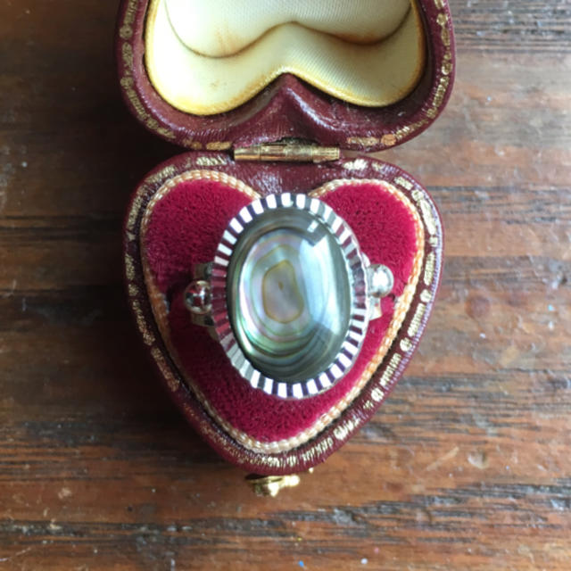 DEPT(デプト)のvintage❤︎アバロンシェルの神秘的な輝きが美しい指輪 レディースのアクセサリー(リング(指輪))の商品写真