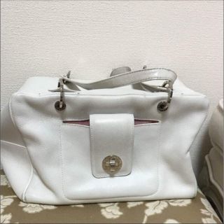 ブルガリ(BVLGARI)の【ブルガリ】スクエア♡牛革☆ハンドバッグ(ハンドバッグ)