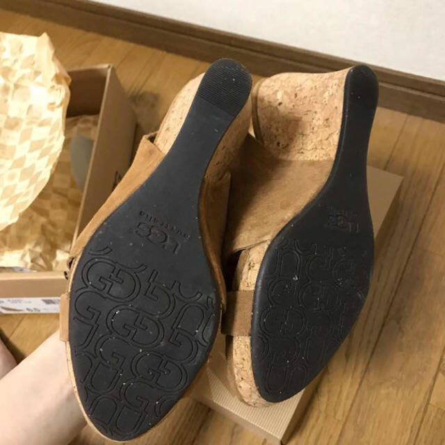 UGG(アグ)のUGG アグ ウエッジソール サンダル レディースの靴/シューズ(サンダル)の商品写真