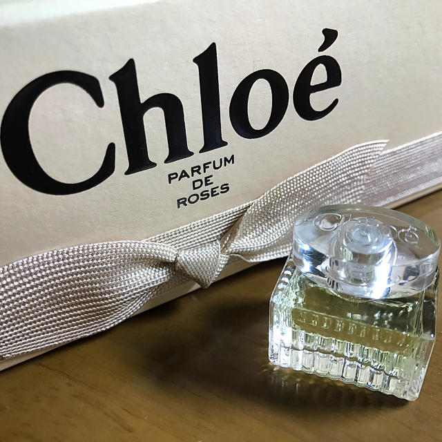 Chloe(クロエ)の未使用★ミニChloé香水 ロードクロエオードトワレ コスメ/美容の香水(香水(女性用))の商品写真