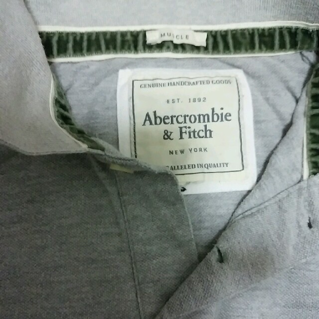 Abercrombie&Fitch(アバクロンビーアンドフィッチ)の難ありアバクロ　ポロシャツ メンズのトップス(ポロシャツ)の商品写真