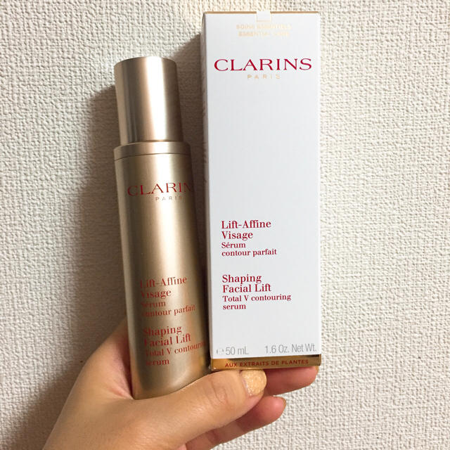 CLARINS(クラランス)の新品50ml CLARINSクラランス リフトアフィーヌ トータルV セラム  コスメ/美容のスキンケア/基礎化粧品(美容液)の商品写真