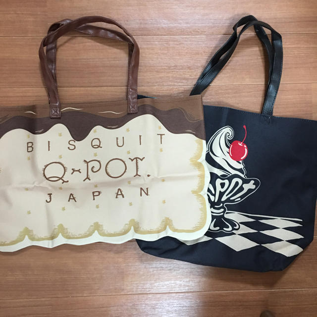 Q-pot.(キューポット)のお値下げ✨ Q-pot.ムック本２点セット レディースのバッグ(エコバッグ)の商品写真