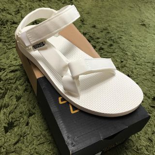 テバ(Teva)の値下げ！新品！Teva original universal白(サンダル)