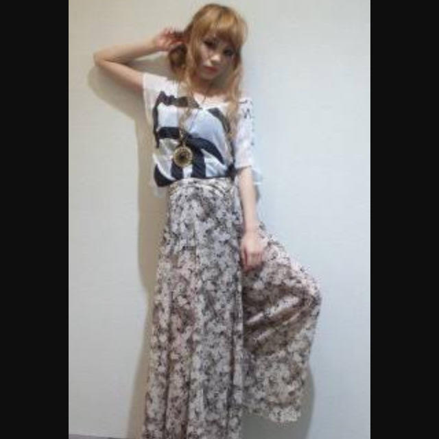 MURUA(ムルーア)の¥9975🎀値下げ🎀オリジナル花柄シフォンスカンツ レディースのパンツ(その他)の商品写真