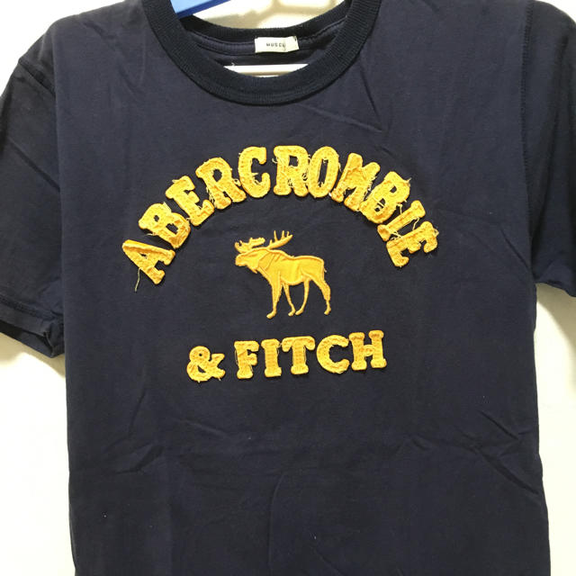 Abercrombie&Fitch(アバクロンビーアンドフィッチ)の人気❣️アバクロンビー&フィッチ✨刺繍ロゴTシャツ👕 メンズのトップス(Tシャツ/カットソー(半袖/袖なし))の商品写真