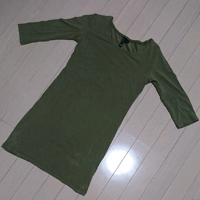 H&M(エイチアンドエム)のＨ&Ｍ ロング丈 七分袖Ｔシャツ レディースのトップス(Tシャツ(半袖/袖なし))の商品写真