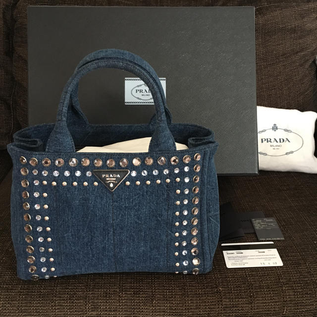 開梱 設置?無料 】 ビジュー カナパ プラダ - PRADA 1度のみ使用