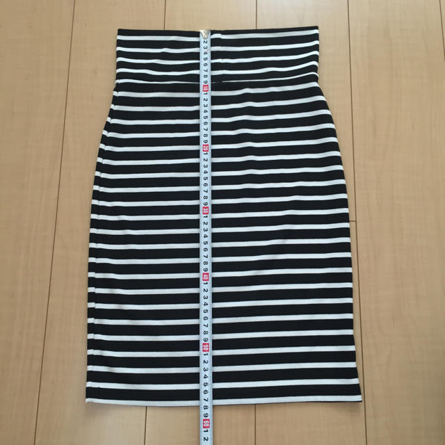 GRL(グレイル)のGRL ボーダー タイトスカート レディースのスカート(ひざ丈スカート)の商品写真