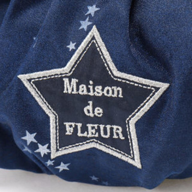 Maison de FLEUR(メゾンドフルール)の新品未開封🎀七夕限定 ミルキーウェイリボンポーチ🎀完売入手困難 レディースのファッション小物(ポーチ)の商品写真