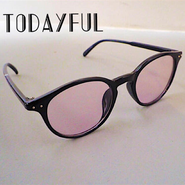 TODAYFUL(トゥデイフル)のTODAYFUL 大人気完売色ピンク カラーレンズサングラス レディースのファッション小物(サングラス/メガネ)の商品写真