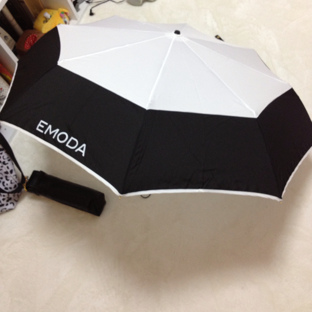 EMODA(エモダ)のEMODAノベルティ 折りたたみ傘 その他のその他(その他)の商品写真