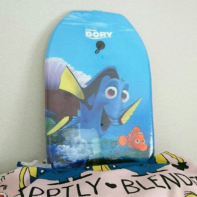 ディズニー ファインディングドリー スイムボード フロート浮具 55×43cm ディズニー ファインディングドリー スイムボード フロート浮具 55×43cm