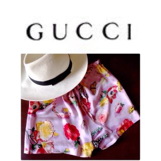 グッチ(Gucci)のGUCCI シルク ショートパンツ(ショートパンツ)