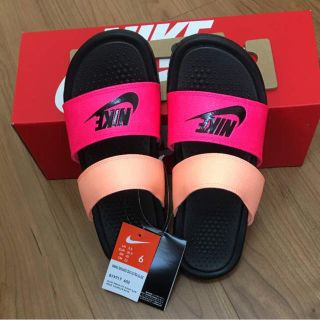 ナイキ(NIKE)の☆新品☆NIKE BENASSI DUO ベナッシ デュオ ピンク 23cm(サンダル)