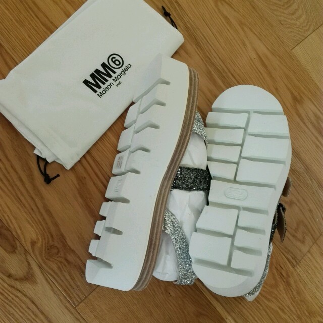 MM6(エムエムシックス)のakeeey　様専用 レディースの靴/シューズ(サンダル)の商品写真