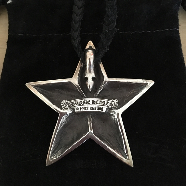 Chrome Hearts(クロムハーツ)のK様専用！国内正規クロムハーツスターペンダントレザーブレード レディースのアクセサリー(ネックレス)の商品写真