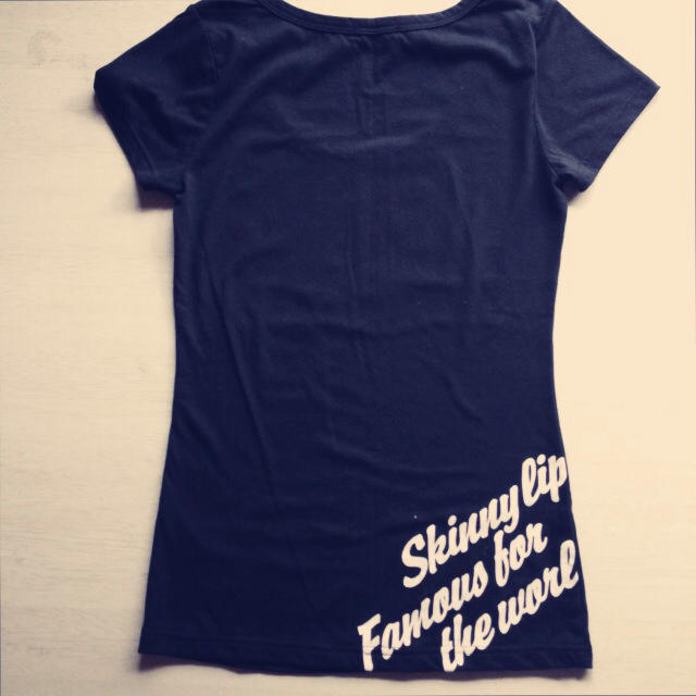 Skinny Lip(スキニーリップ)のskinny lip★Ｔシャツ レディースのトップス(Tシャツ(半袖/袖なし))の商品写真