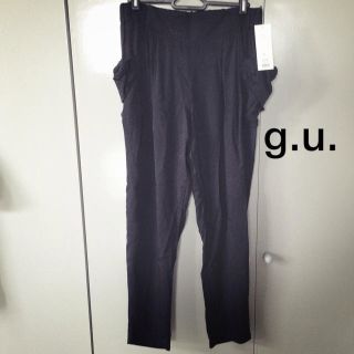 ジーユー(GU)のg.u.ドレープパンツ★新品タグ付き★(サルエルパンツ)