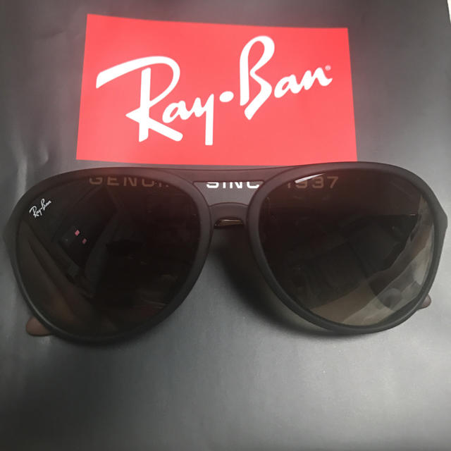 Ray-Ban(レイバン)のRayBan サングラス レディースのファッション小物(サングラス/メガネ)の商品写真